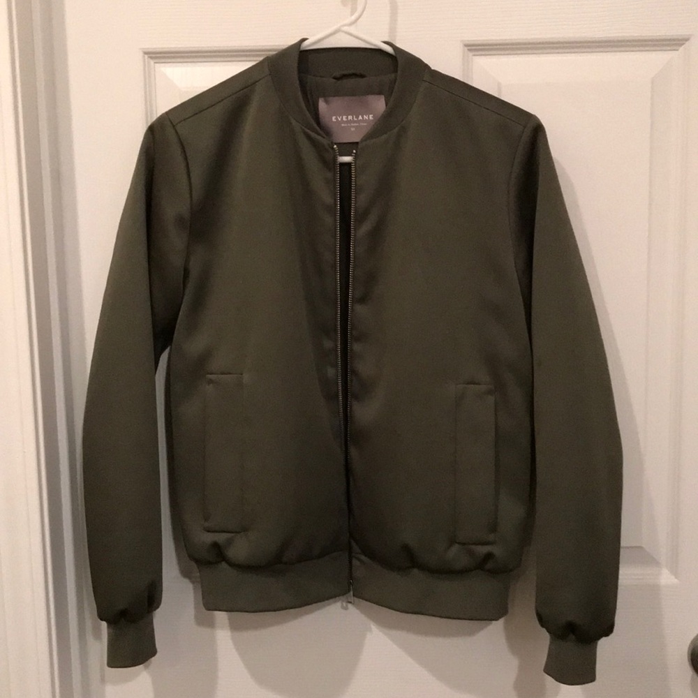 HP 🥂💕🧥🙌Everlane Bomber Jacket